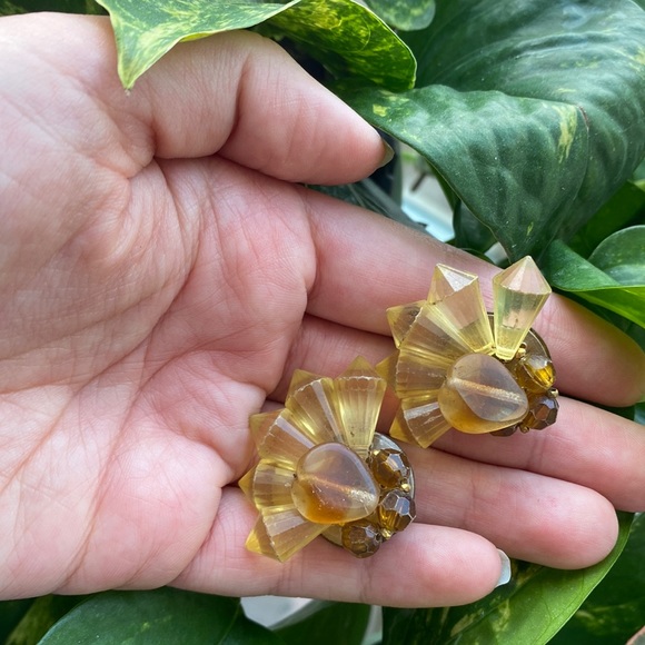 Vintage Beaded Yellow and Brown Clip On Earrings